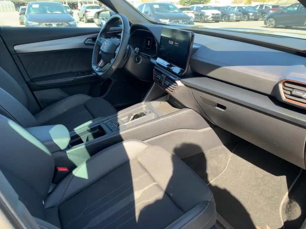 Cupra Formentor 2.0 TSI VZ LED Navi Keyless AD Kurvenl 02/2024-photo-13