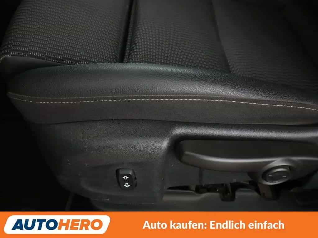 Opel Insignia Grand Sport 1.5 SIDI Turbo INNOVATION 07/2019-photo-33