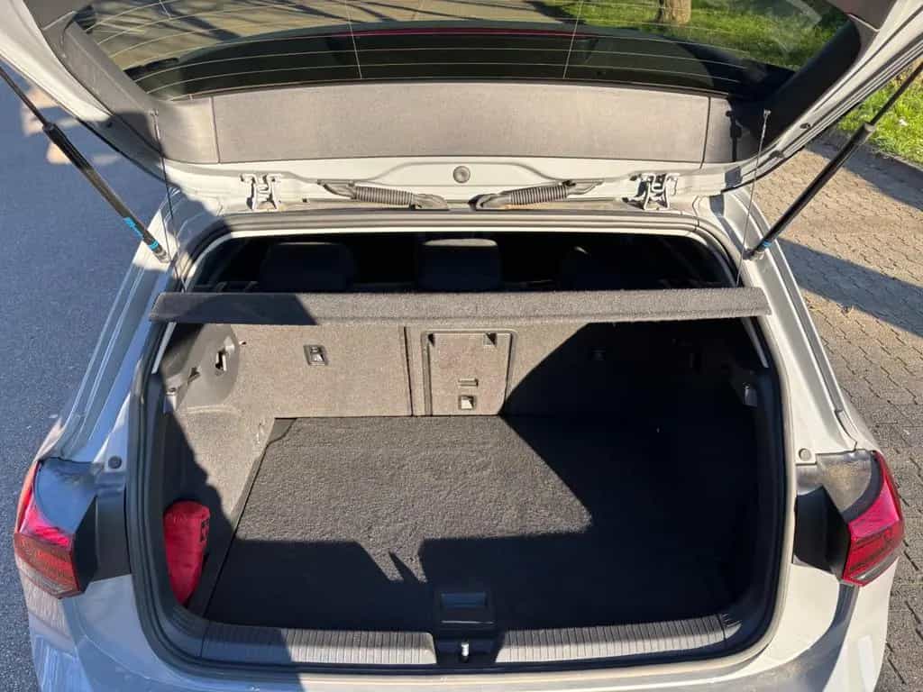 Volkswagen Golf 1.5 TSI ACT OPF 110kW Life Life 07/2020-photo-4