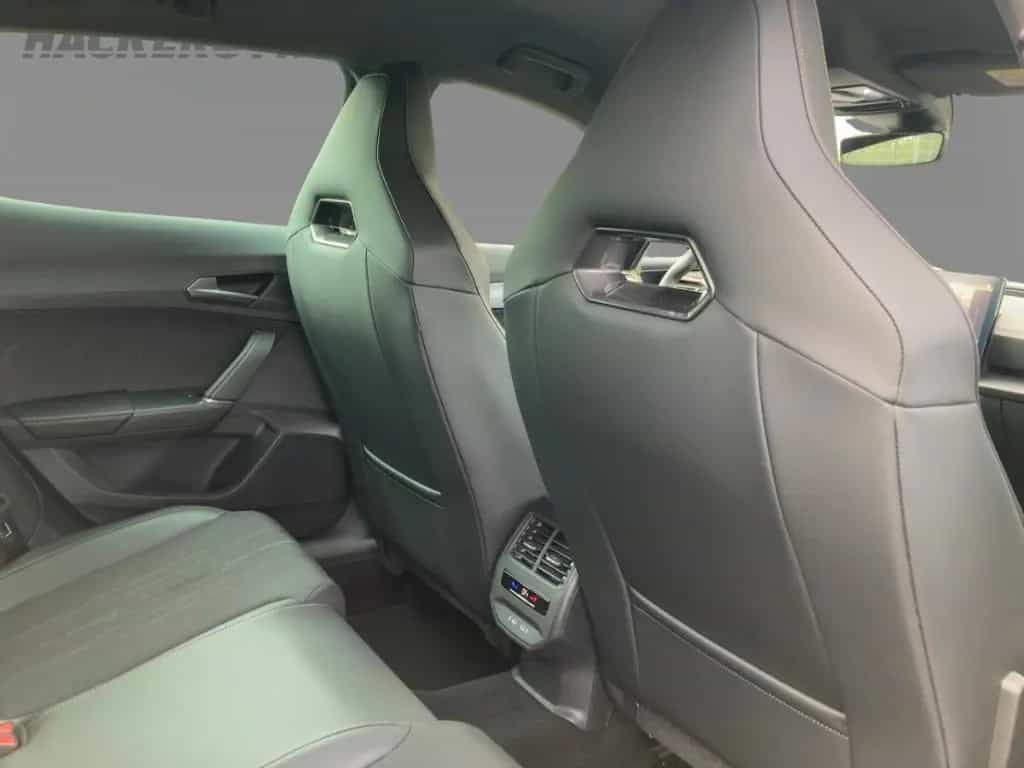 Cupra Formentor 2.0 TSI VZ LED Navi Keyless AD ACC Par 03/2024-photo-7