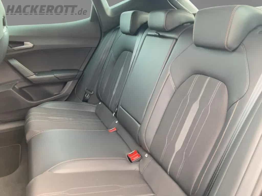 Cupra Formentor 2.0 TSI VZ LED Navi Keyless AD ACC Par 03/2024-photo-9