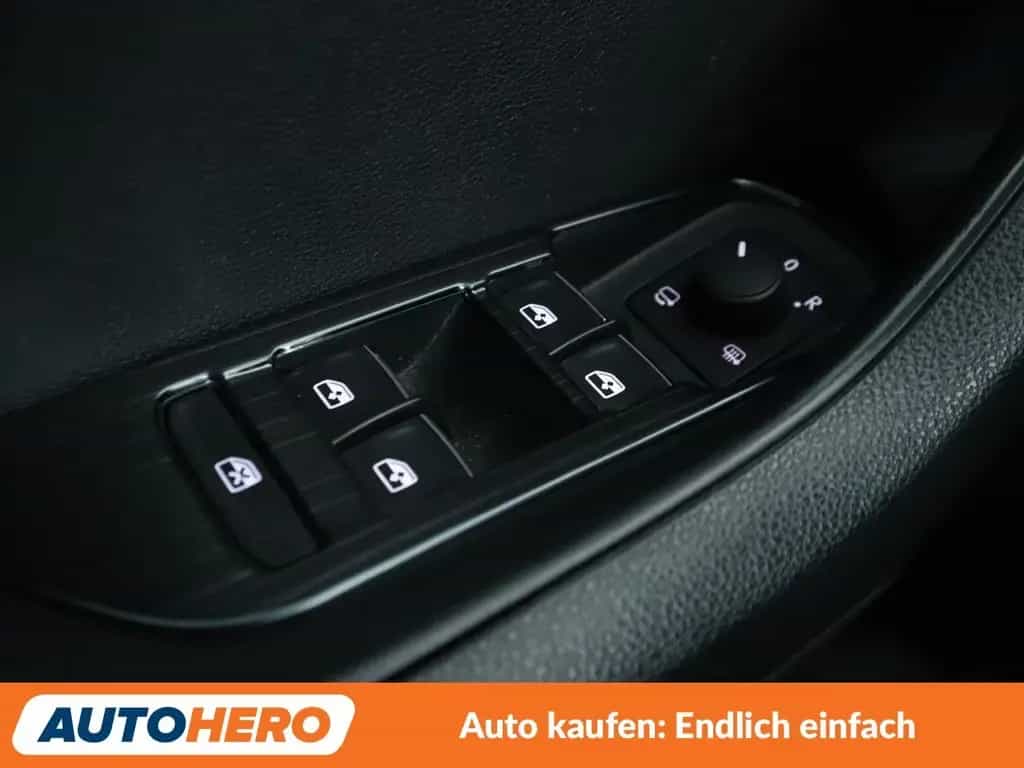 Skoda Karoq 1.0 TSI Style*TEMPO*PDC*SHZ* 04/2018-photo-23