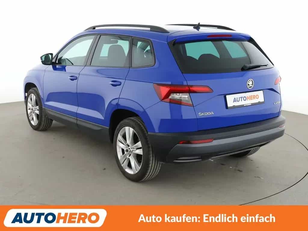 Skoda Karoq 1.0 TSI Style*TEMPO*PDC*SHZ* 04/2018-photo-3