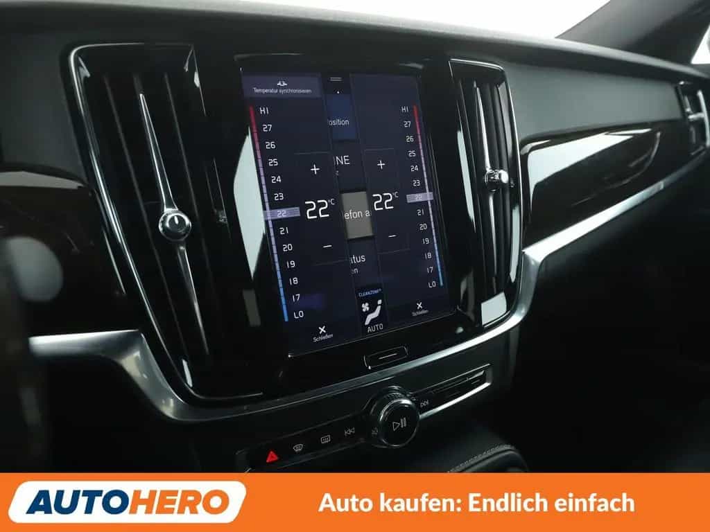 Volvo S90 2.0 T6 Inscription AWD Aut.*NAVI*ACC*PANO* 10/2017-photo-24