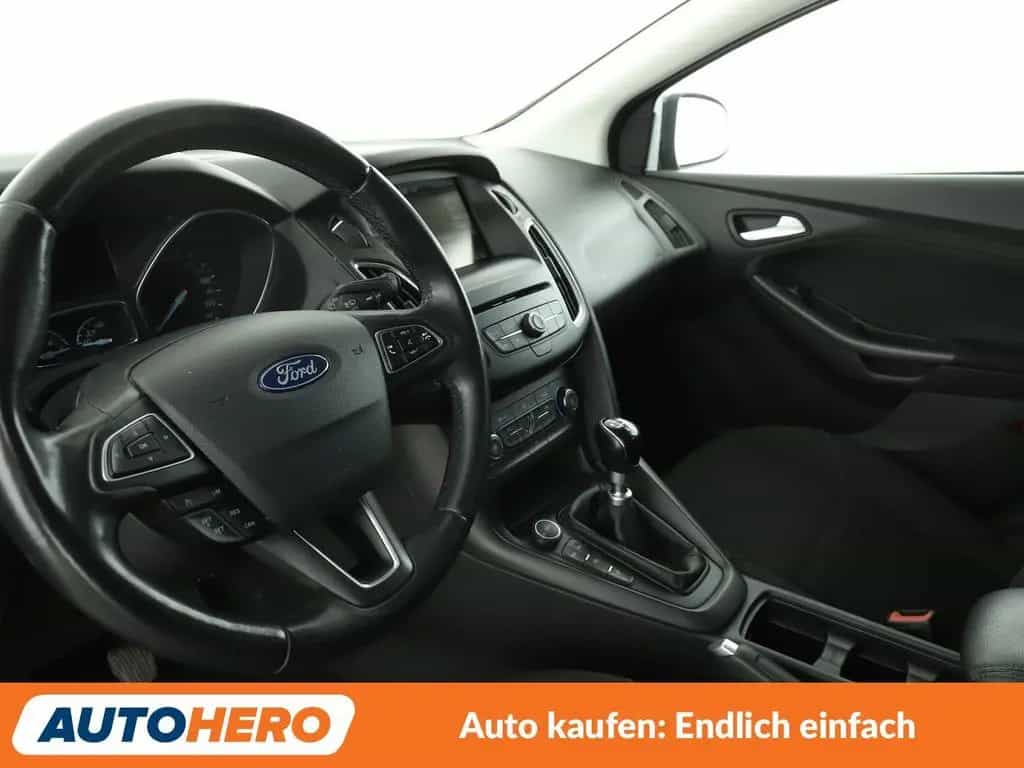Ford Focus 1.0 EcoBoost Business*NAVI*CAM*PDC*SHZ*LIM 04/2016-photo-10