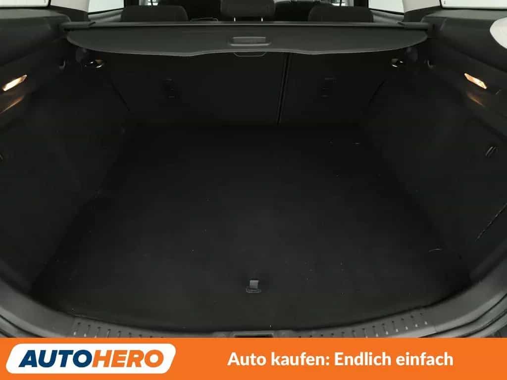 Ford Focus 1.0 EcoBoost Business*NAVI*CAM*PDC*SHZ*LIM 04/2016-photo-17