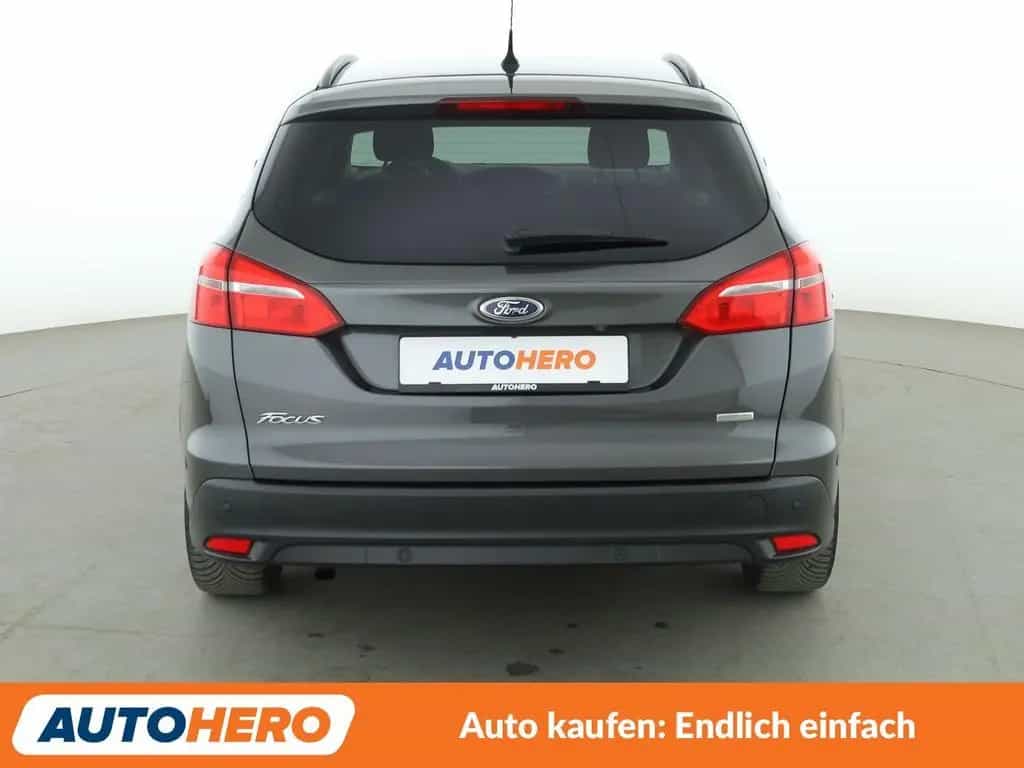 Ford Focus 1.0 EcoBoost Business*NAVI*CAM*PDC*SHZ*LIM 04/2016-photo-4