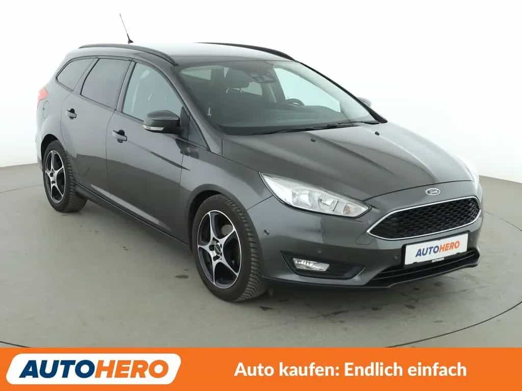 Ford Focus 1.0 EcoBoost Business*NAVI*CAM*PDC*SHZ*LIM 04/2016-photo-7
