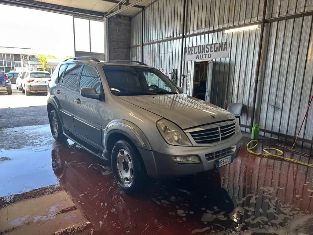 Ssangyong REXTON 2.7 XDi cat Premium 2 TOD 01/2007-photo-2