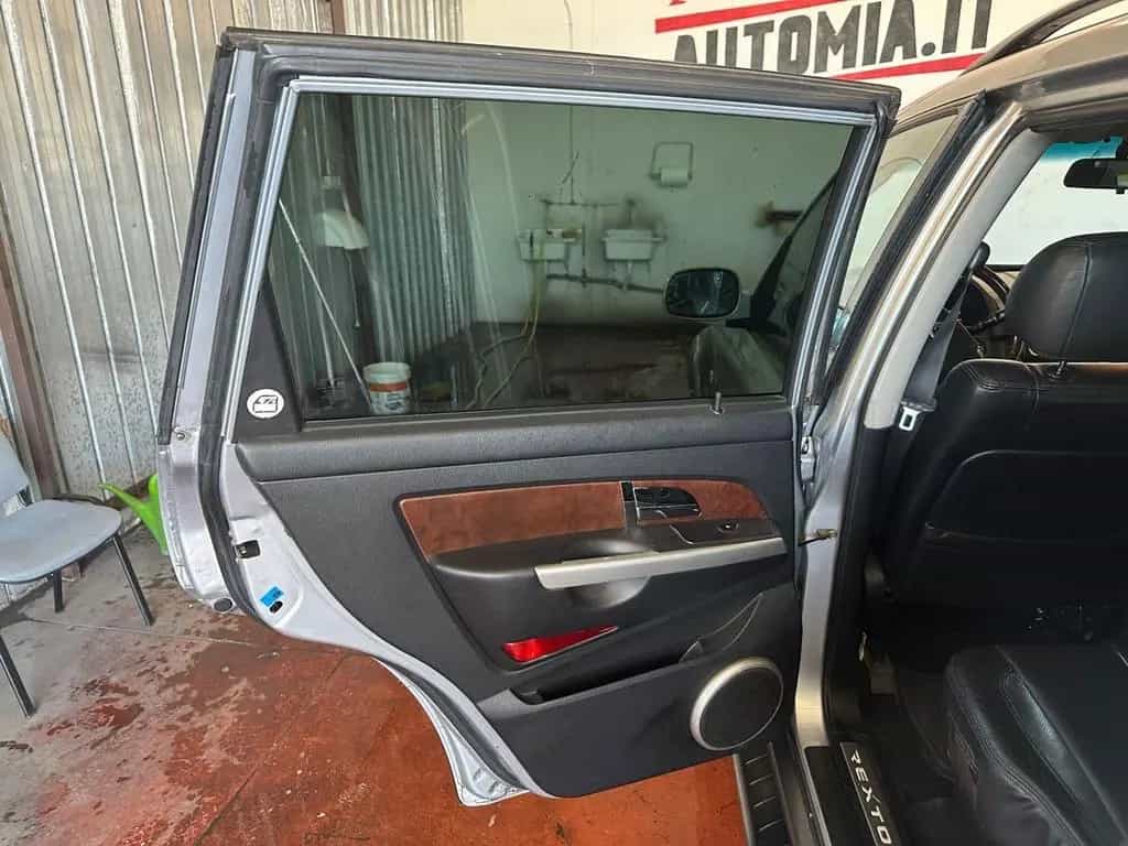 Ssangyong REXTON 2.7 XDi cat Premium 2 TOD 01/2007-photo-7