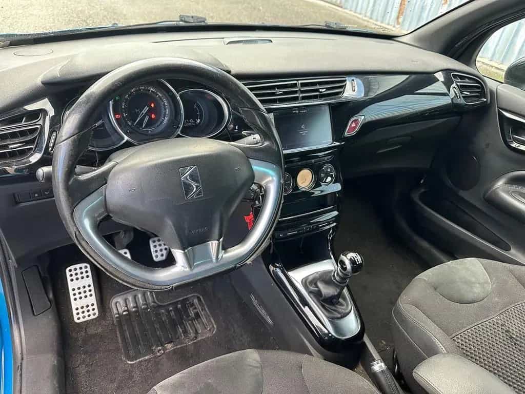 DS Automobiles DS3 Ds DS3 3 BlueHDi 120 S&S Sport Chic EURO 6 01/2016-photo-10