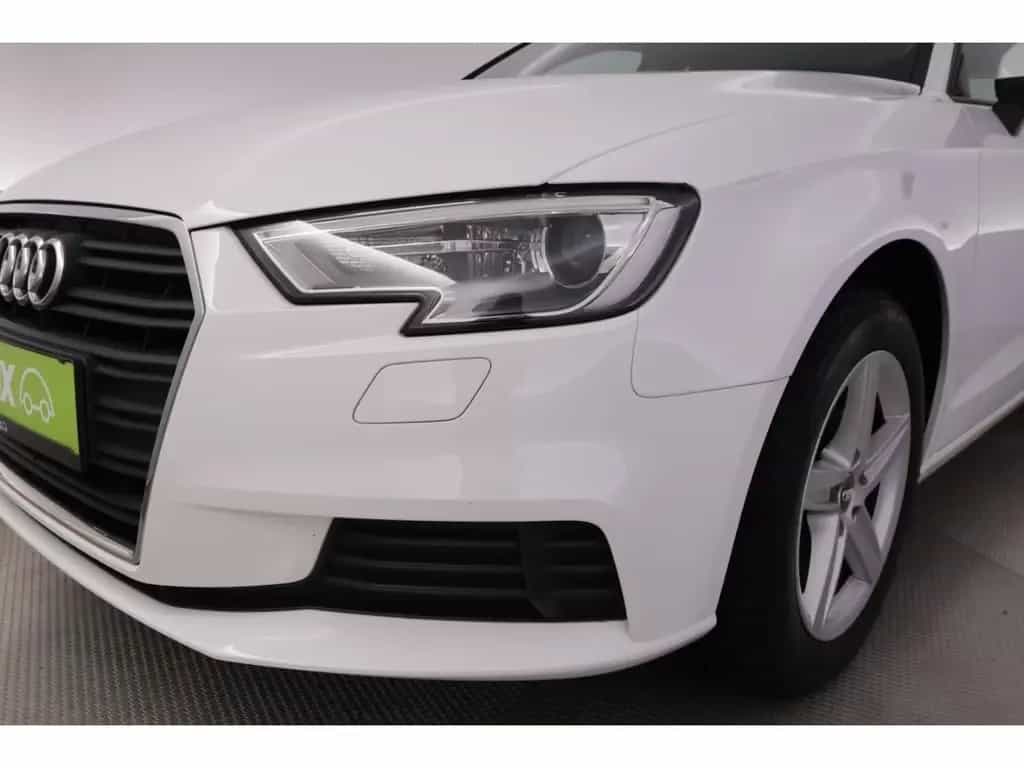 Audi A3 30TFSI Sb Serie+XENON+CARPLAY+SHZ+PDC+KLIMA 10/2018-photo-12