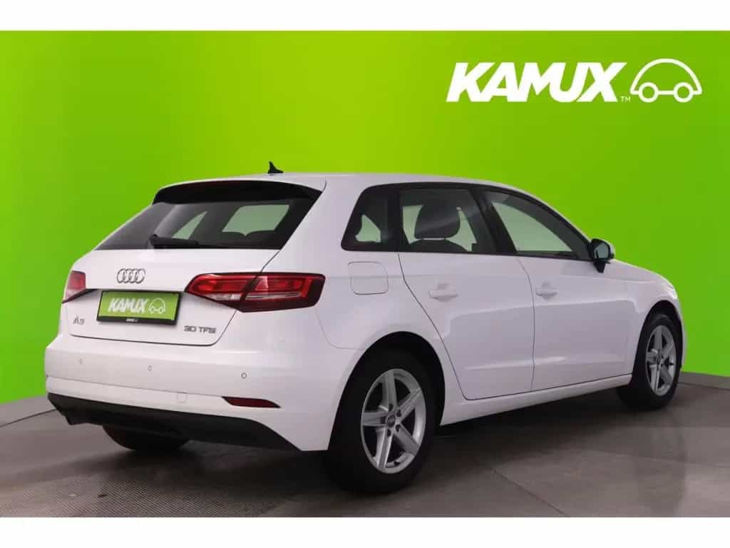 Audi A3 30TFSI Sb Serie+XENON+CARPLAY+SHZ+PDC+KLIMA 10/2018-photo-2