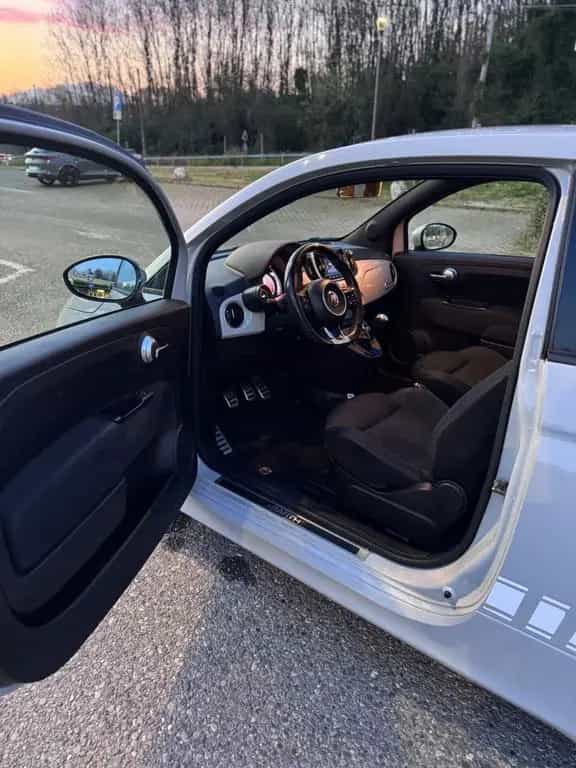 Abarth 595 1.4 Turbo T-Jet 145 CV 01/2017-photo-11