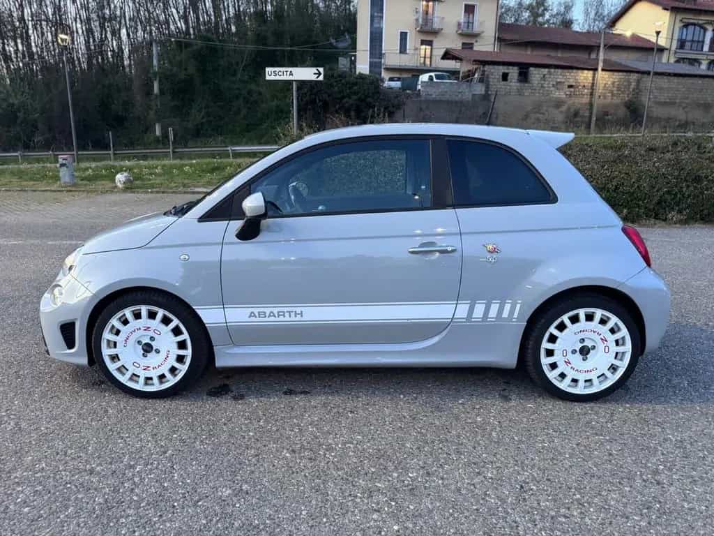 Abarth 595 1.4 Turbo T-Jet 145 CV 01/2017-photo-1