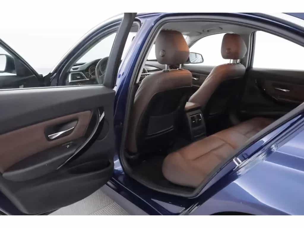 BMW 3 Series 320 d Steptronic Advantage+LED+NAVI+KAMERA +TEMP 04/2018-photo-17