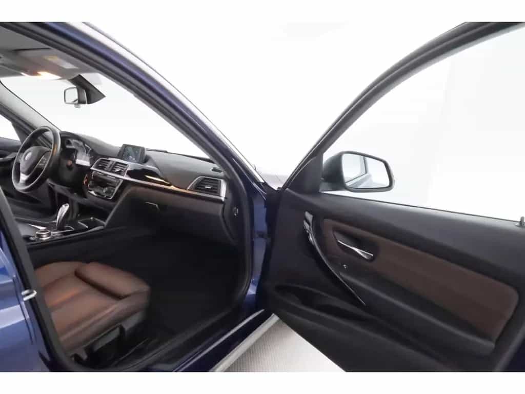 BMW 3 Series 320 d Steptronic Advantage+LED+NAVI+KAMERA +TEMP 04/2018-photo-19