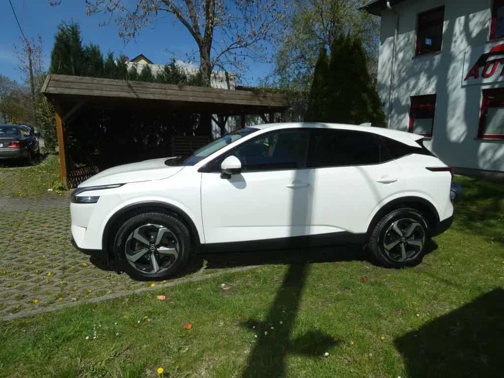 Nissan Qashqai 1.3 DIG-T MHEV Kamera Temp. LED DAB 12/2021-photo-1
