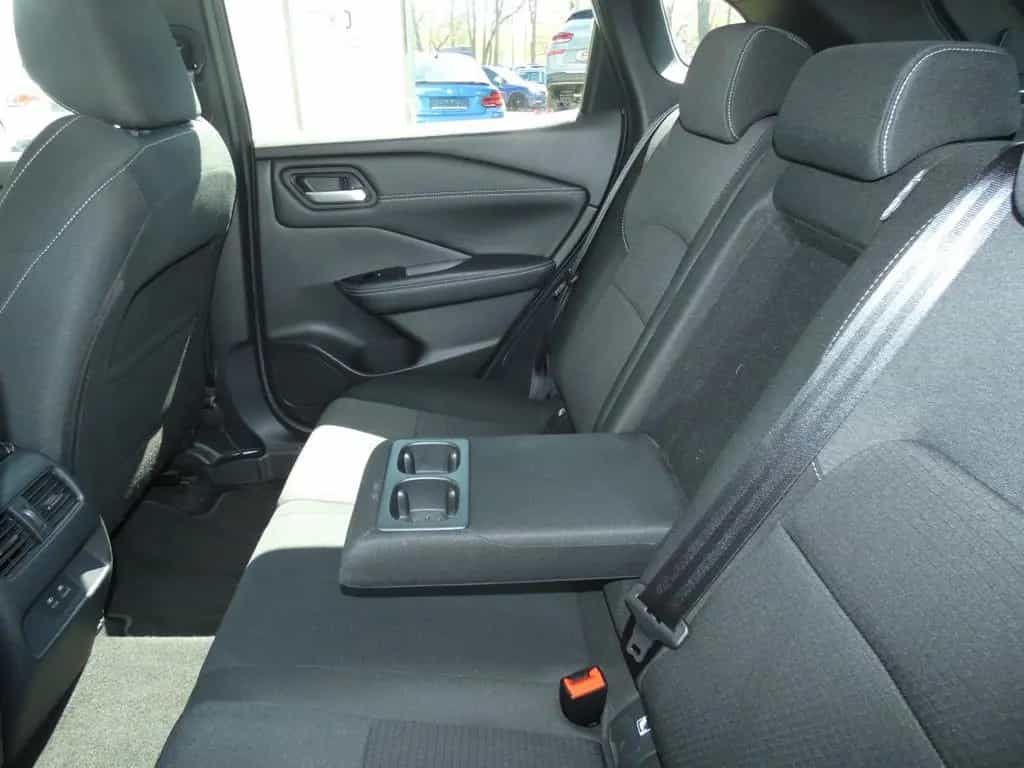 Nissan Qashqai 1.3 DIG-T MHEV Kamera Temp. LED DAB 12/2021-photo-11