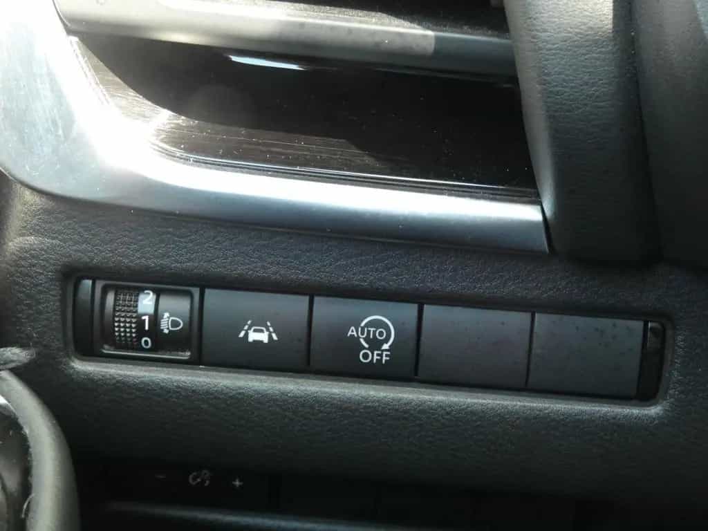 Nissan Qashqai 1.3 DIG-T MHEV Kamera Temp. LED DAB 12/2021-photo-18