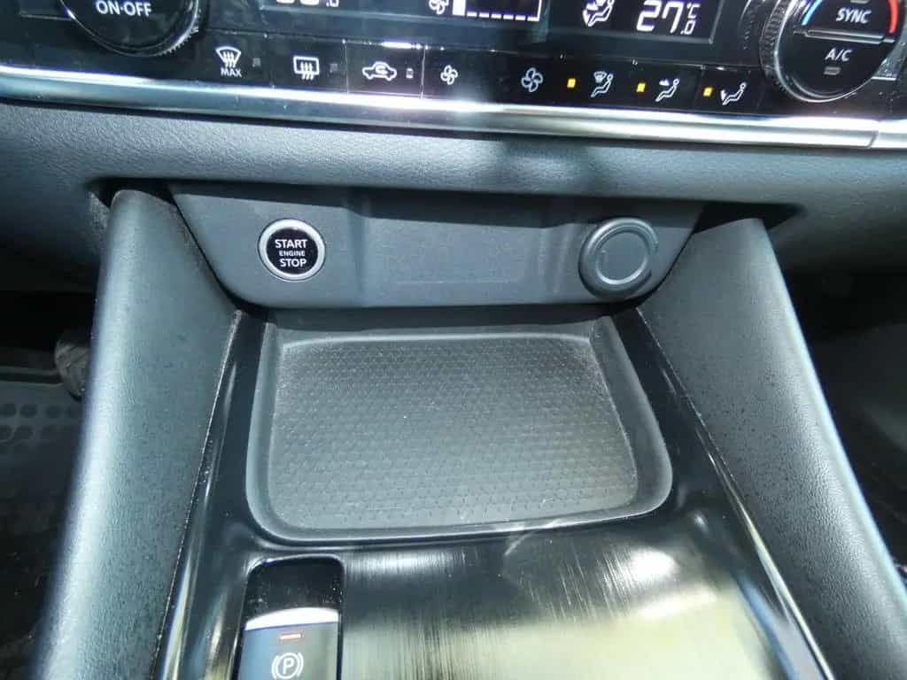 Nissan Qashqai 1.3 DIG-T MHEV Kamera Temp. LED DAB 12/2021-photo-24