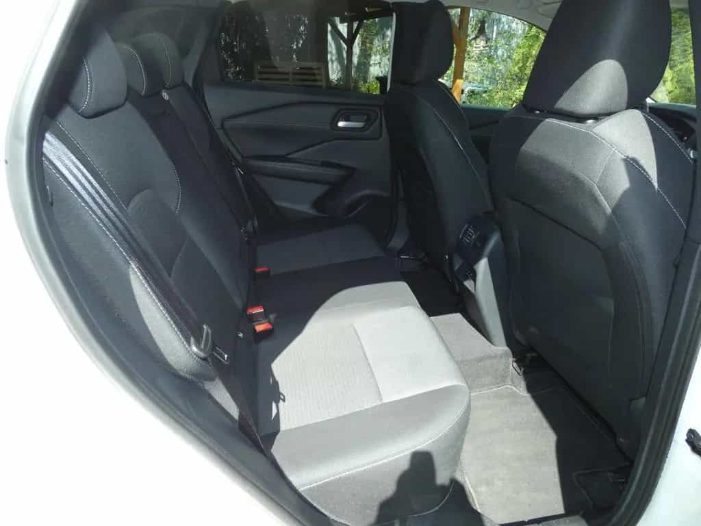 Nissan Qashqai 1.3 DIG-T MHEV Kamera Temp. LED DAB 12/2021-photo-9