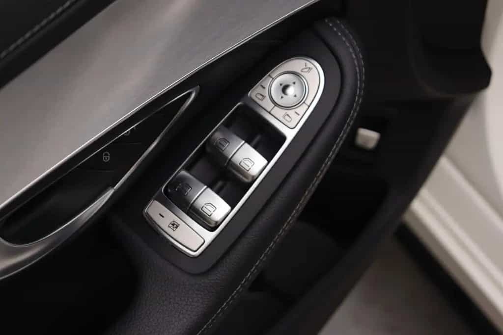 Mercedes-Benz C-Class 63 AMG~Performance AGA~Pano~Burmester~Kamera 11/2017-photo-29