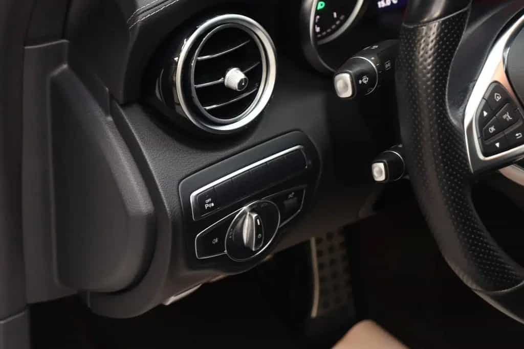 Mercedes-Benz C-Class 63 AMG~Performance AGA~Pano~Burmester~Kamera 11/2017-photo-30