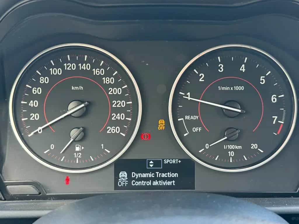 BMW 2 Series 218 i Coupe Sport Line Bi-Xenon*Tempomat*PDC 08/2015-photo-26