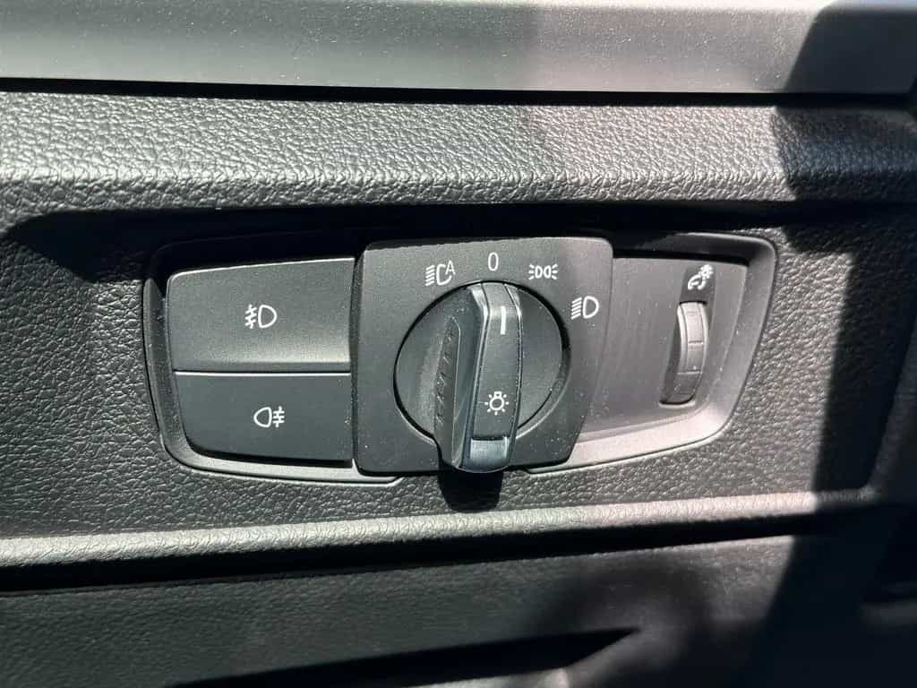 BMW 2 Series 218 i Coupe Sport Line Bi-Xenon*Tempomat*PDC 08/2015-photo-27