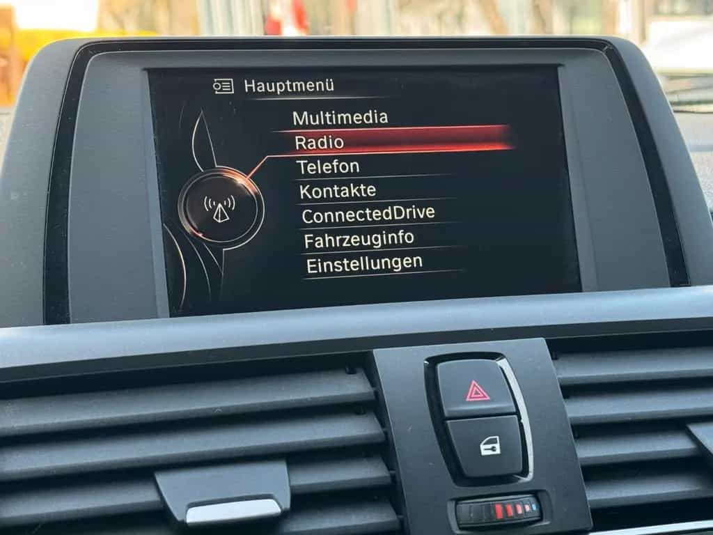 BMW 2 Series 218 i Coupe Sport Line Bi-Xenon*Tempomat*PDC 08/2015-photo-37