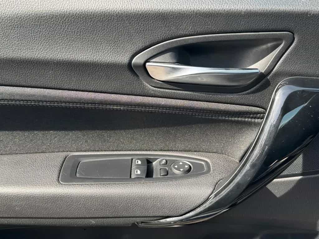 BMW 2 Series 218 i Coupe Sport Line Bi-Xenon*Tempomat*PDC 08/2015-photo-42