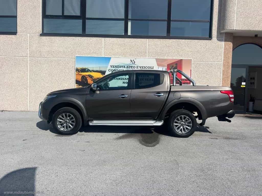 Mitsubishi L200 L200 2.4 DI-D/181CV DC Int. Hp Mivec 10/2018-photo-5