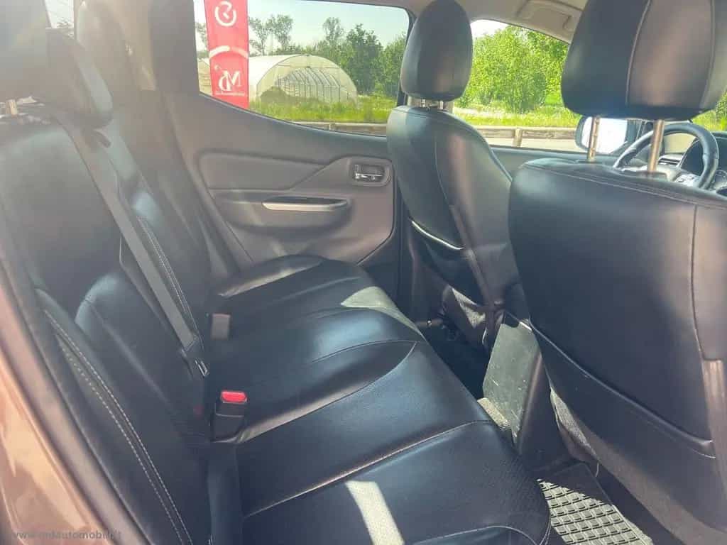 Mitsubishi L200 L200 2.4 DI-D/181CV DC Int. Hp Mivec 10/2018-photo-8