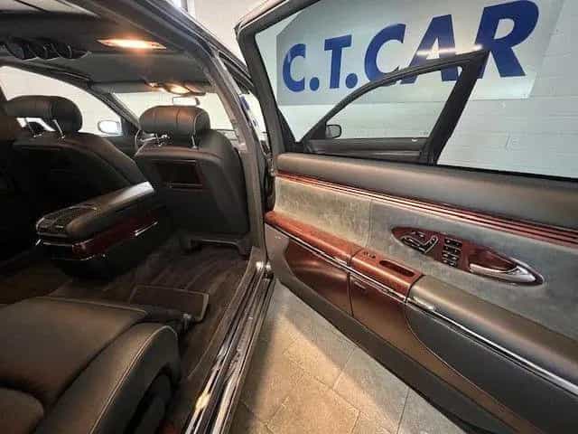 Maybach 62 - 23000km - 1H - Magic Sky -Perfect Condition 01/2007-photo-10