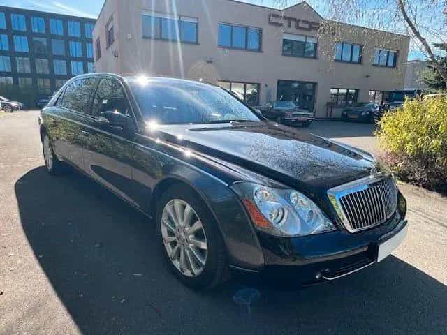 Maybach 62 - 23000km - 1H - Magic Sky -Perfect Condition 01/2007-photo-27