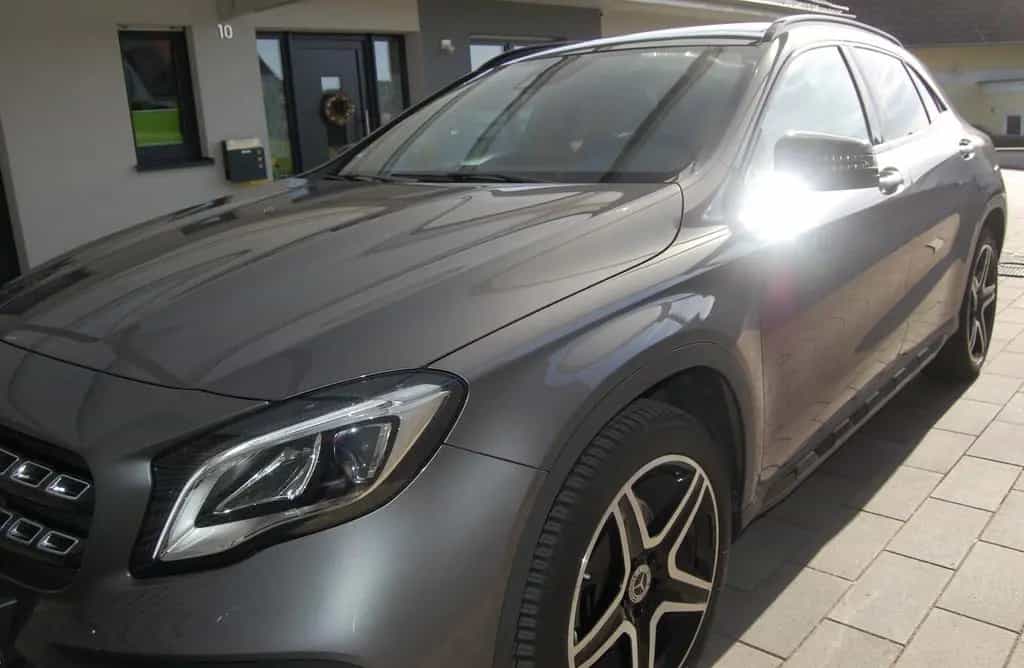 Mercedes-Benz GLA-Class 220 4MATIC DCT - AMG-Line - Pano+AHK 04/2020-photo-0