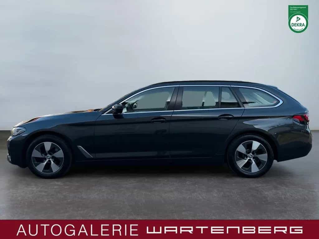 BMW 5 Series 520d Touring/LIVE COC PROF/1.HAND/AHK/ACC/HUD/ 09/2021-photo-1