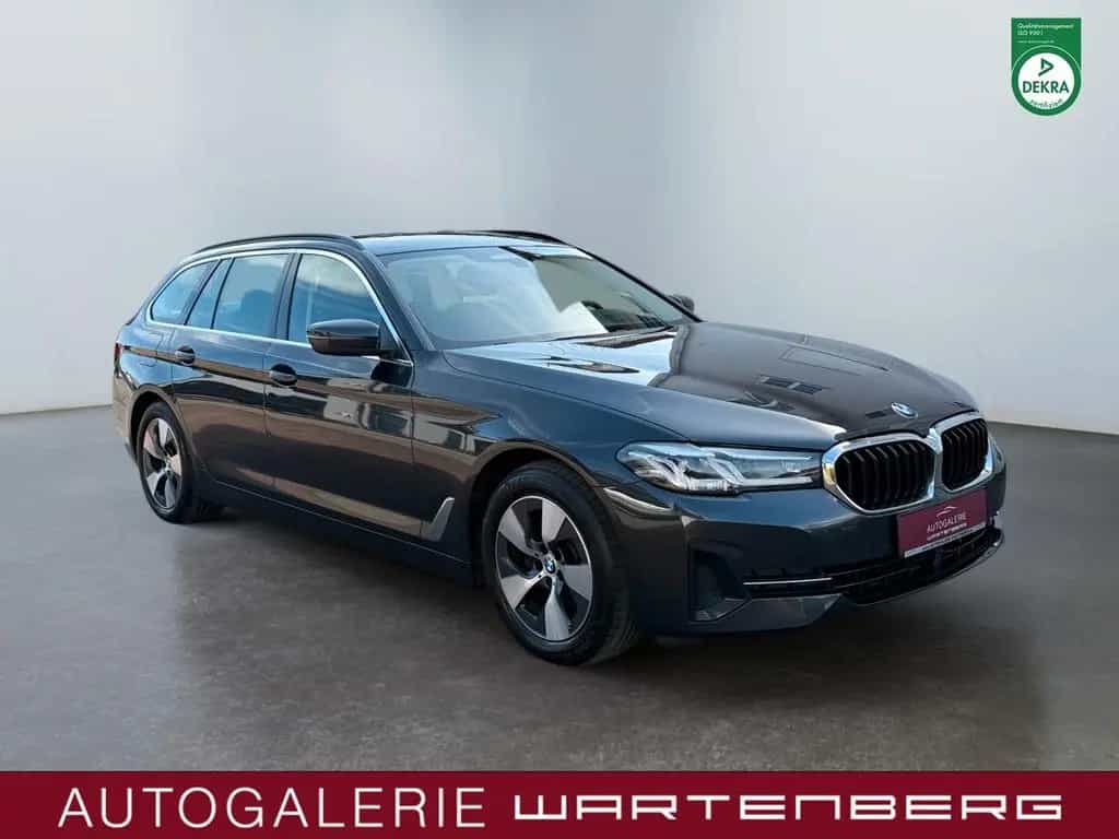 BMW 5 Series 520d Touring/LIVE COC PROF/1.HAND/AHK/ACC/HUD/ 09/2021-photo-6