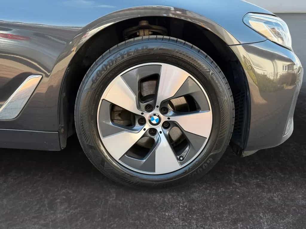 BMW 5 Series 520d Touring/LIVE COC PROF/1.HAND/AHK/ACC/HUD/ 09/2021-photo-8