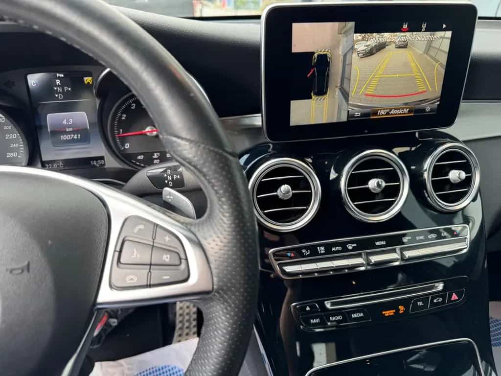 Mercedes-Benz GLC-Class 250 4Matic AMG LINE 03/2019-photo-5