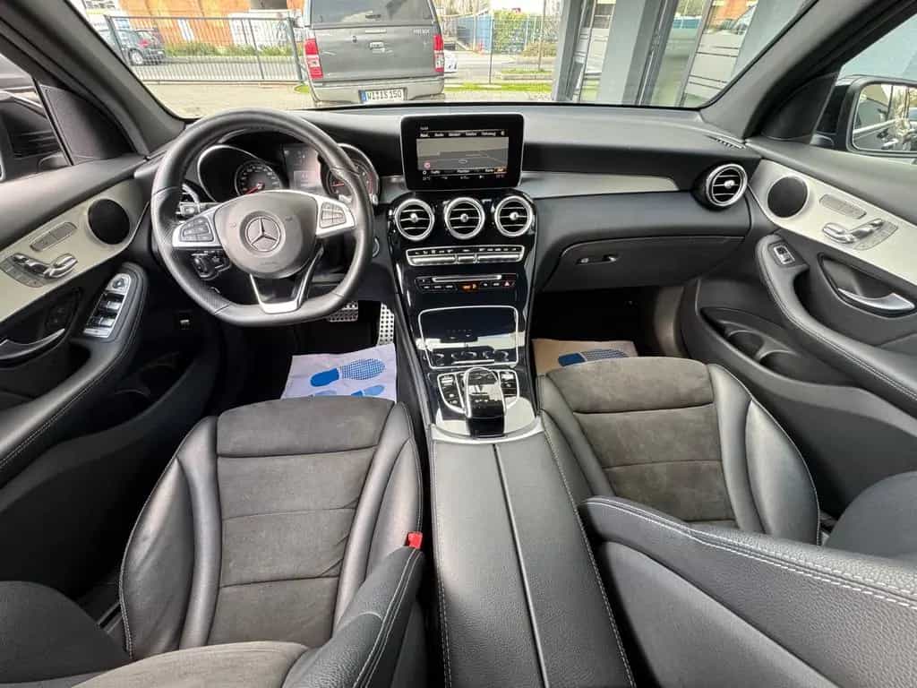Mercedes-Benz GLC-Class 250 4Matic AMG LINE 03/2019-photo-6