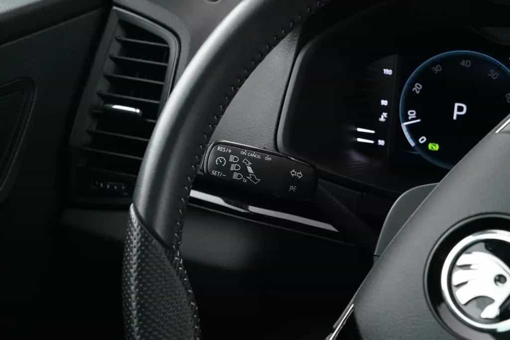 Skoda Karoq SPORTLINE 1.5TSI DSG VOLL-LED+SITZHZG+NAVI 03/2022-photo-15
