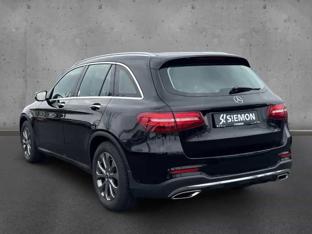 Mercedes-Benz GLC-Class 250 4Matic PDC SHZ LED Temp Klima Keyless 10/2017-photo-2