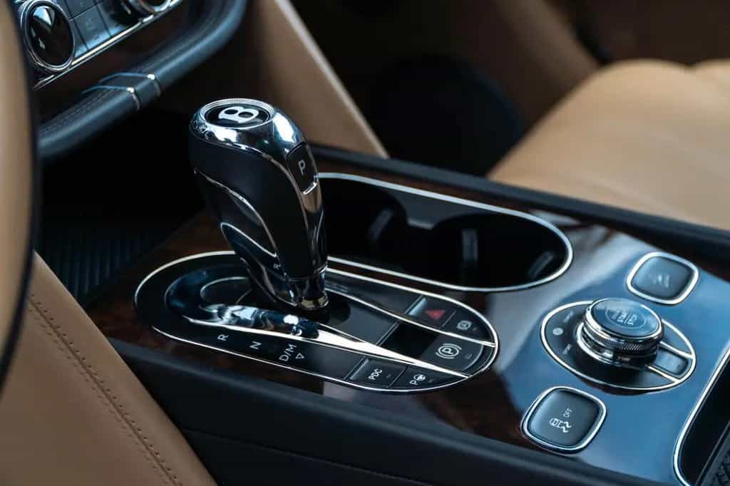 Bentley Bentayga ONYX 4.0 V8 4WD Erste Hand  LED VIP 08/2018-photo-12