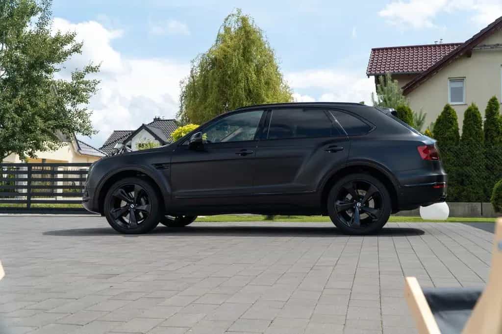 Bentley Bentayga ONYX 4.0 V8 4WD Erste Hand  LED VIP 08/2018-photo-22