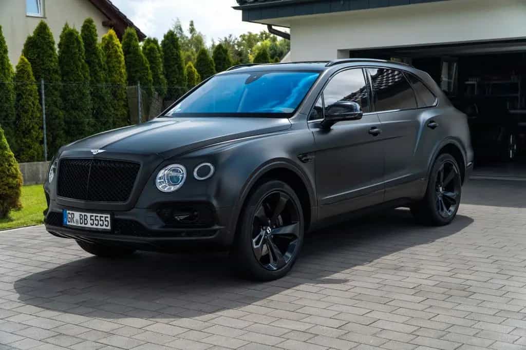 Bentley Bentayga ONYX 4.0 V8 4WD Erste Hand  LED VIP 08/2018-photo-6