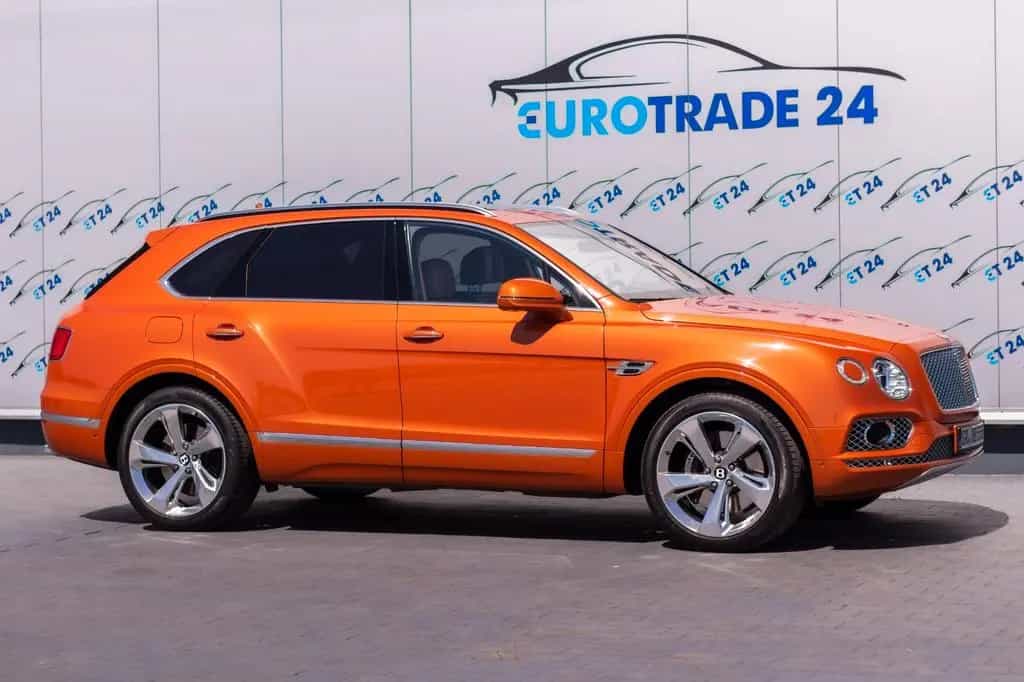 Bentley Bentayga ONYX 4.0 V8 4WD Erste Hand  LED VIP 08/2018-photo-9