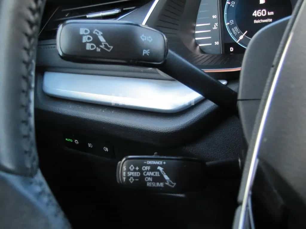 Skoda Octavia Combi Clever 2.0 TDI 150PS DSG 09/2022-photo-10
