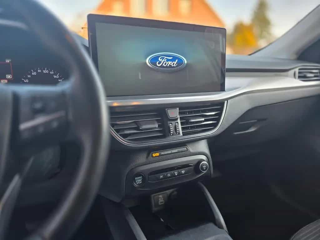 Ford Focus Turnier 1,5 Ecoblue Titanium 03/2023-photo-11